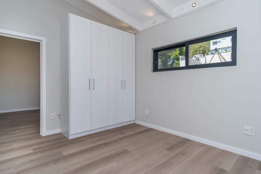 To Let 4 Bedroom Property for Rent in Overkloof Western Cape